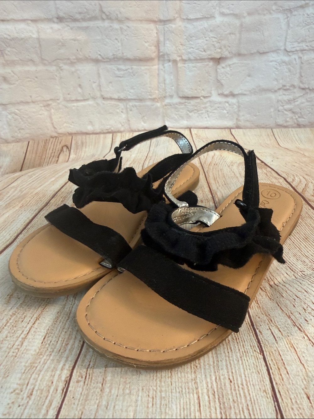 Cat & Jac Black Ruffle Strap Girls' Sandals- Size 10 Toddler